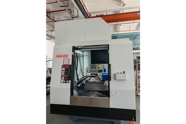 數控(kòng)加工中(zhong)心主軸(zhou)中心出(chū)水有什(shi)麽優勢(shi)特點？   