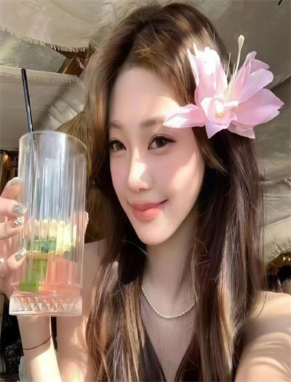 97acg动漫网_酋长的男人在线观看_我爱骚女